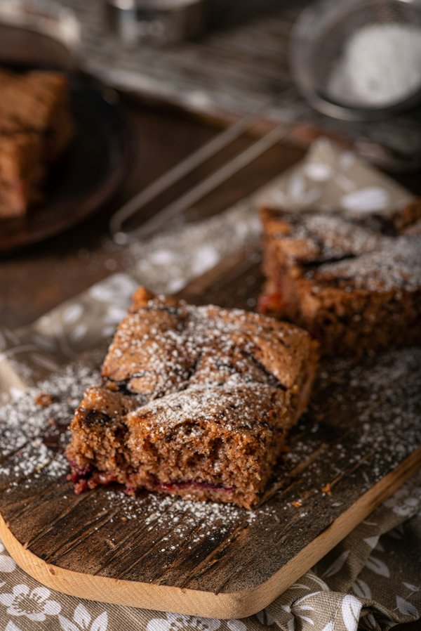 Indulge in delicious tinned cream desserts you'll love